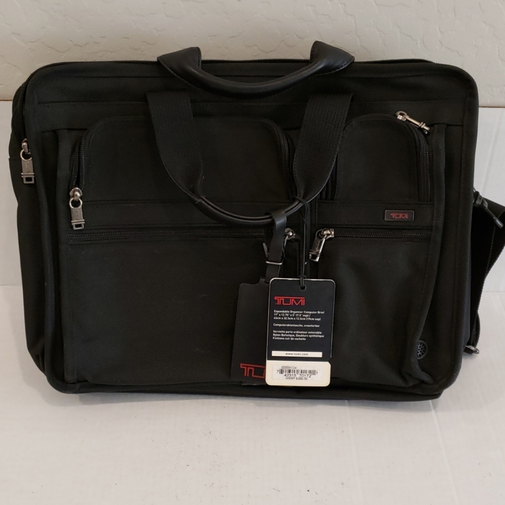 NWT:  TUMI Expandable Bag